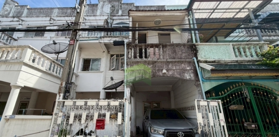 ขายทาวน์โฮม 3 ชั้น หมู่บ้าน สรรทัศน์ธานี 2 ติวานนท์-สนามบินน้ำ เนื้อที่ 19 ตร.ว ต่อเติมครบ ทำเลดี ใกล้กองสลาก ใกล้รถไฟฟ้า