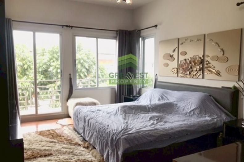 หมู่บ้านวิลล่าโนวา เทพารักษ์