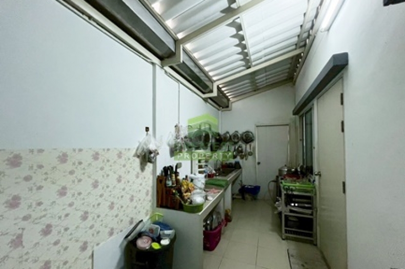 หมู่บ้านประภัสสรวิลล์ อมตะนคร