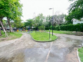 หมู่บ้านประภัสสรวิลล์ อมตะนคร