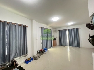 หมู่บ้านประภัสสรวิลล์ อมตะนคร