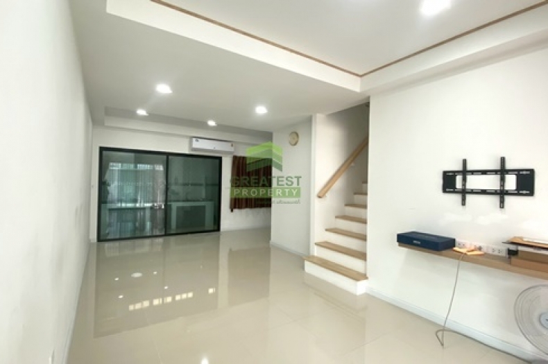 หมู่บ้านชีวาโฮม กรุงเทพ-ปทุม