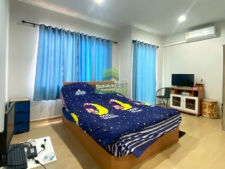 หมู่บ้านเอสเกตทาวน์ ติวานนท์ รังสิต