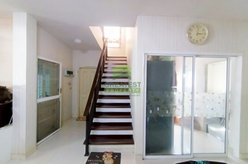 หมู่บ้านเทรนดี้ธารา บางใหญ่