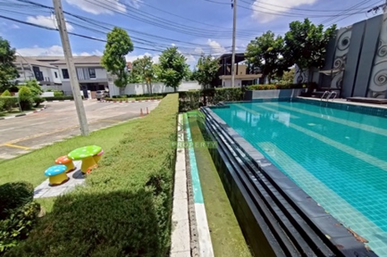 หมู่บ้านซีรีน เพชรเกษม พุทธมณฑลสาย3