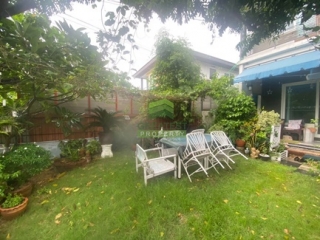 หมู่บ้านพฤกษ์ลดา ประชาอุทิศ90