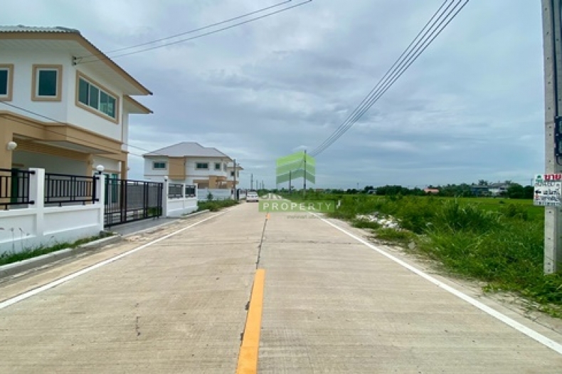 ที่ดินไทรน้อย