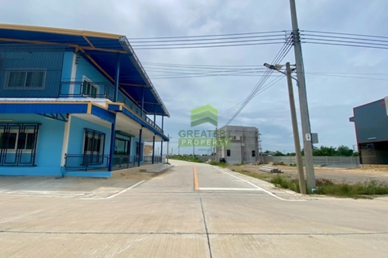 ที่ดินไทรน้อย