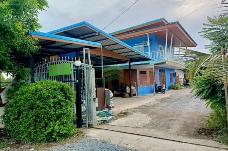 ขายที่ดินพร้อมสิ่งปลูกสร้าง บ้านเดี่ยว โรงงาน บางปลาม้า สุพรรณบุรี เนื้อที่ 1 ไร่ ทำเลดี เหมาะพักอาศัย โกดัง คลังสินค้า ประกอบธุรกิจ