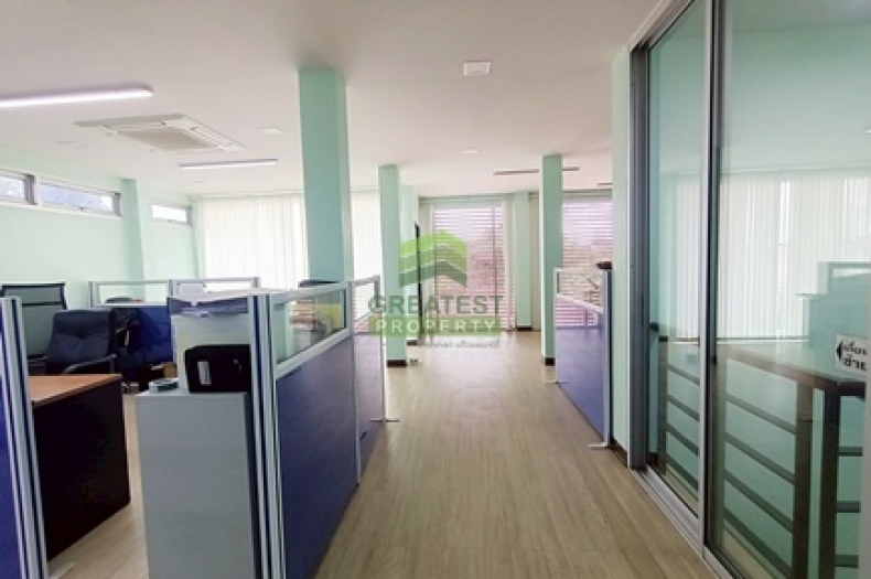 หมู่บ้านภัทรนิเวศน์ลากูน