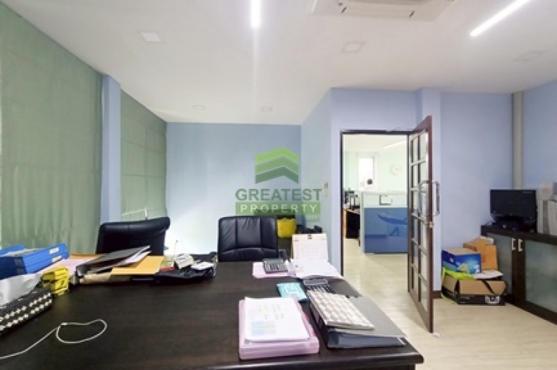 หมู่บ้านภัทรนิเวศน์ลากูน