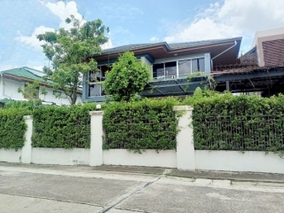 หมู่บ้านภัทรนิเวศน์ลากูน