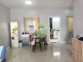 หมู่บ้านไลโอบลิสซ์กาญจนาภิเษก ชัยพฤกษ์