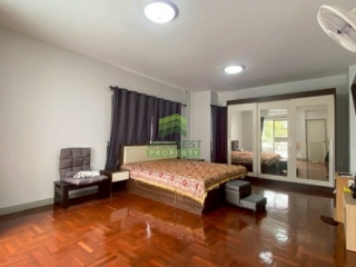 หมู่บ้านสินบดี บางบัวทอง