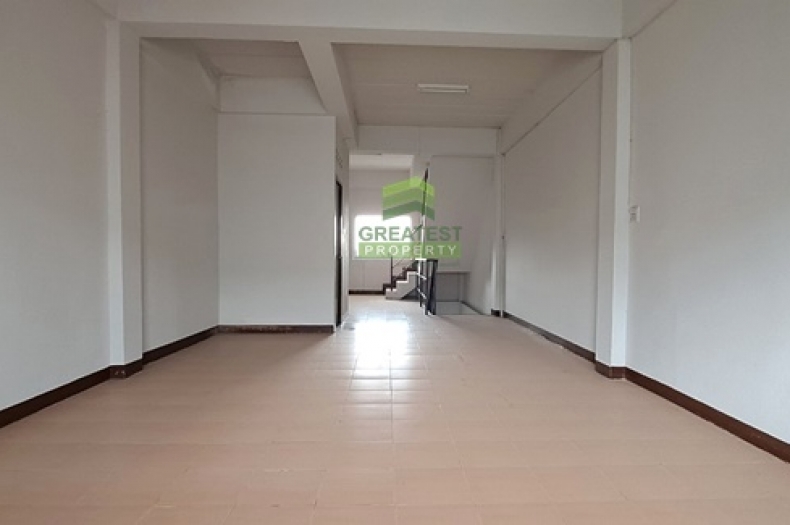 อาคารพาณิชย์ช้อยเพ็ง ประชาอุทิศ 