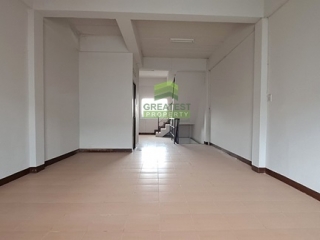 อาคารพาณิชย์ช้อยเพ็ง ประชาอุทิศ 