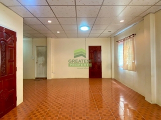 ห้องนั่งเล่นบ้านเดี่ยวจรัญสนิทวงศ์ 40/1