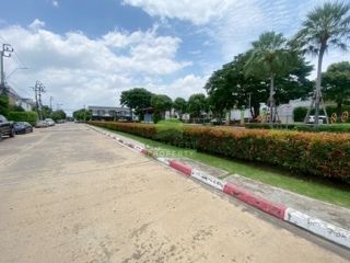 หมู่บ้านอินดี้ ประชาอุทิศ2