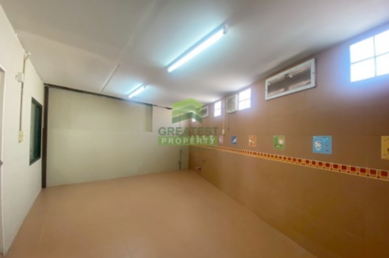 หมู่บ้านธนารินทร์ ทาวน์โฮม3 ประชาอุทิศ