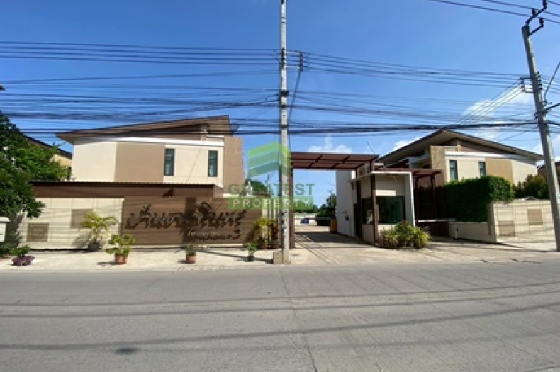 หมู่บ้านธนารินทร์ ทาวน์โฮม3 ประชาอุทิศ