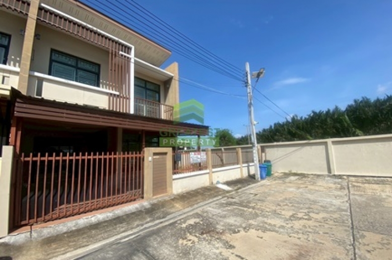 หมู่บ้านธนารินทร์ ทาวน์โฮม3 ประชาอุทิศ