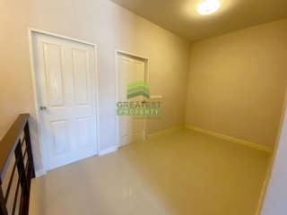 หมู่บ้านธนารินทร์ ทาวน์โฮม3 ประชาอุทิศ