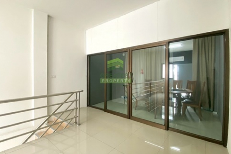 อาคารพาณิชย์ตลาดคลองสี่เมืองใหม่