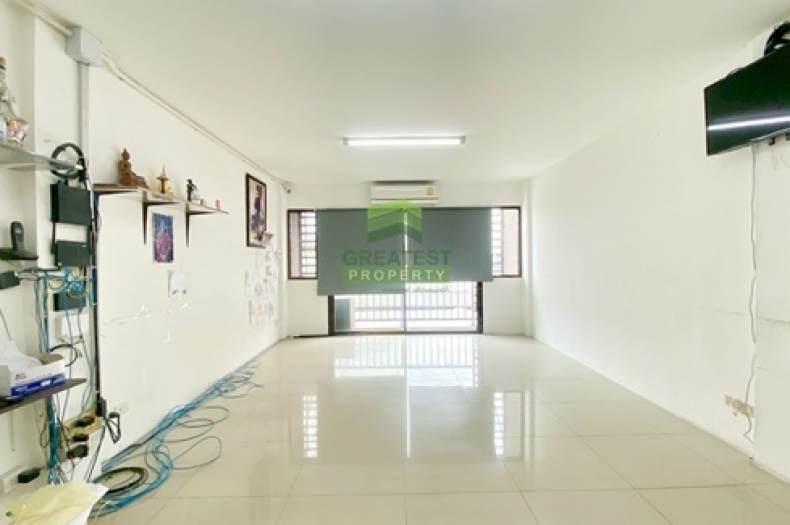 อาคารพาณิชย์ตลาดคลองสี่เมืองใหม่