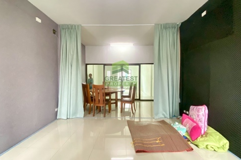 อาคารพาณิชย์ตลาดคลองสี่เมืองใหม่