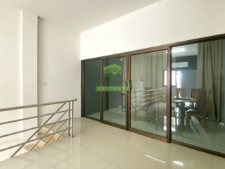 อาคารพาณิชย์ตลาดคลองสี่เมืองใหม่