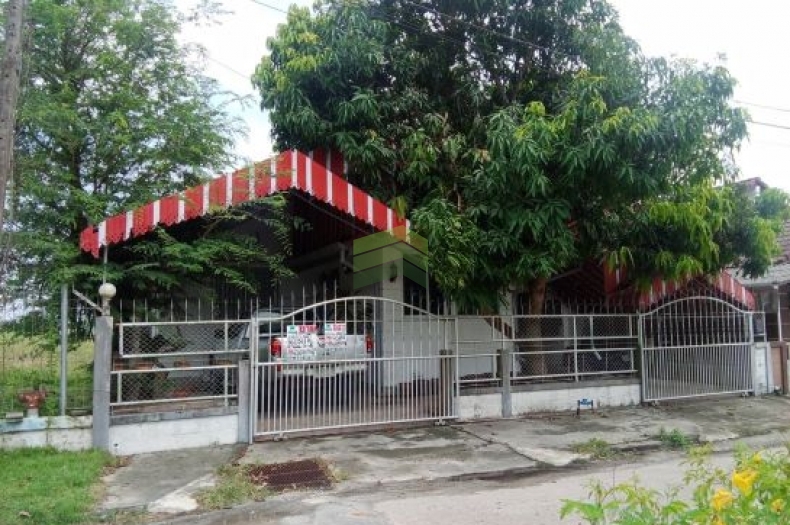 หมู่บ้านการเคหะนราธิวาส ขายด่วน บ้านเดี่ยว เนื้อที่ 50 ตร.ว ทำเลดี แปลงริม พร้อมอยู่ ราคาต่อรองได้