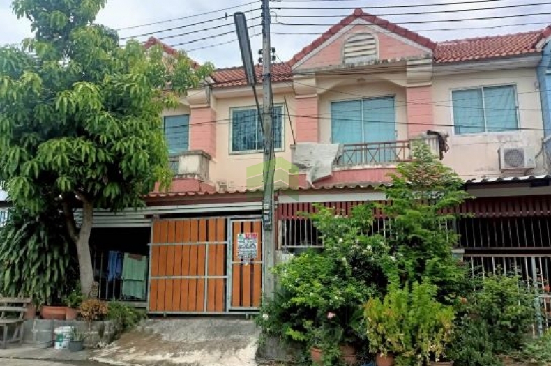หมู่บ้านนพวงศ์ ลาดหลุมแก้ว ขายด่วน ทาวน์เฮ้าส์ 2 ชั้น เนื้อที่ 19.20 ตร.ว ทำเลดี ต่อเติมเต็ม ราคาต่อรองได้
