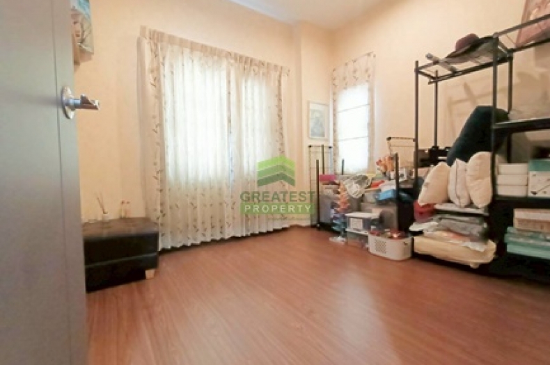 หมู่บ้านเปี่ยมสุข บางบัวทอง