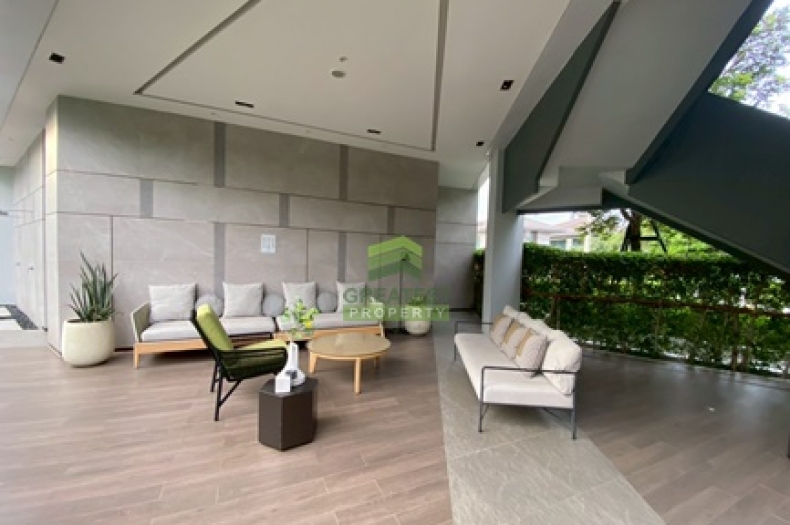 หมู่บ้านสราญสิริ ศรีวารี