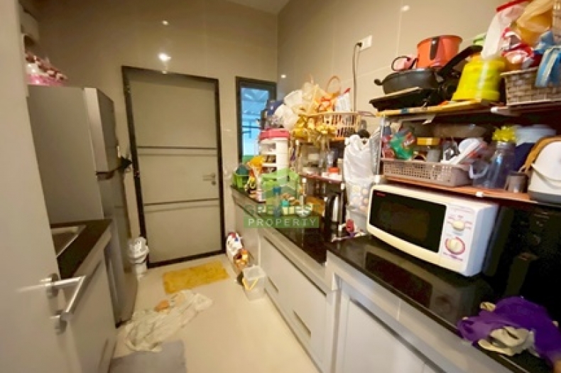 หมู่บ้านสราญสิริ ศรีวารี