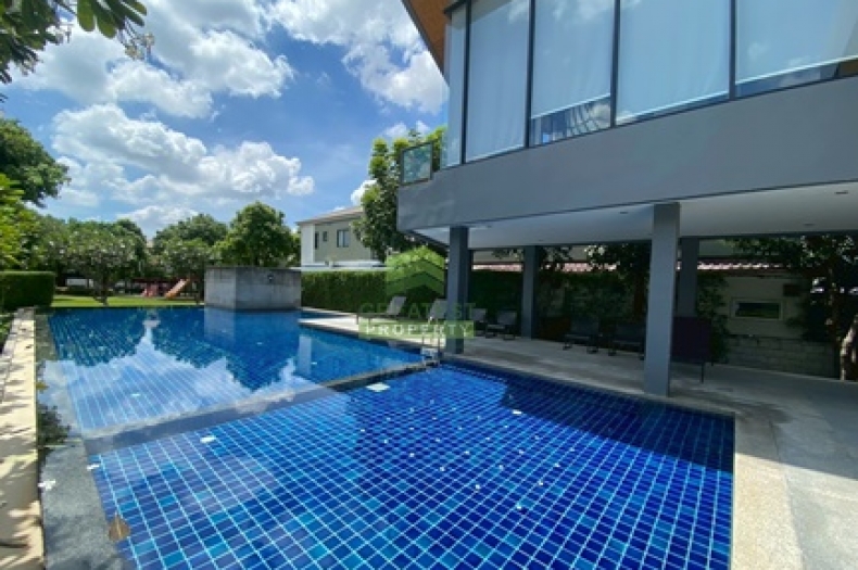 ขายบ้านเดี่ยว หมู่บ้านเซนโทร บางนา กม.7 