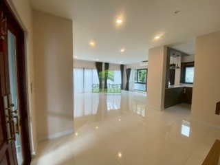 ขายบ้านเดี่ยว หมู่บ้านเซนโทร บางนา กม.7 