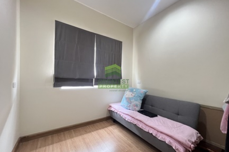 หมู่บ้านโกลเด้นทาวน์2 พระราม2