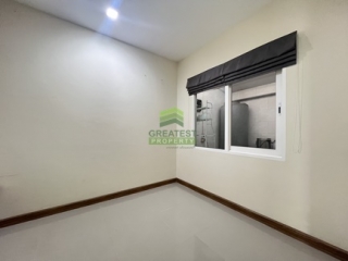 หมู่บ้านโกลเด้นทาวน์2 พระราม2