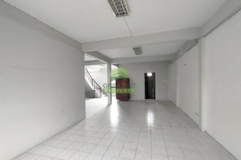 ทาวน์เฮ้าส์ ซอยจรัญสนิทวงศ์95/1