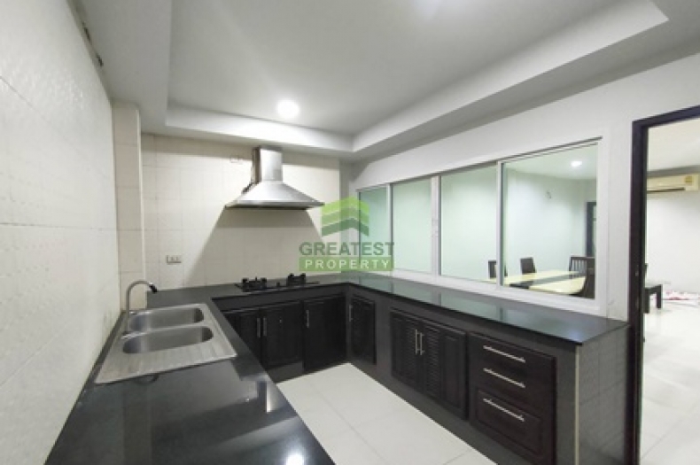 ทาวน์เฮ้าส์ ซอยจรัญสนิทวงศ์95/1