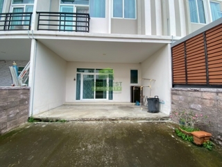 หมู่บ้านกัสโต้ บางนา-สุวรรณภูมิ 