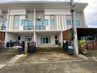 หมู่บ้านกัสโต้ บางนา-สุวรรณภูมิ 