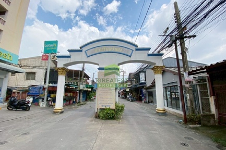 หมู่บ้านรินทร์ทอง สุขุมวิท115