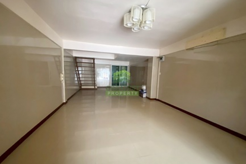 หมู่บ้านรินทร์ทอง สุขุมวิท115