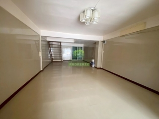 หมู่บ้านรินทร์ทอง สุขุมวิท115