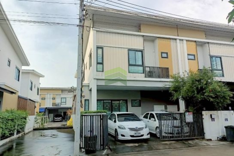 ขายทาวน์โฮม 2 ชั้น หมู่บ้านเดอะโมดิช ราชพฤกษ์ กาญจนาภิเษก เนื้อที่ 25.30 ตร.ว แปลงริม ต่อเติมครบ ทำเลดี ราคาต่อรองได้