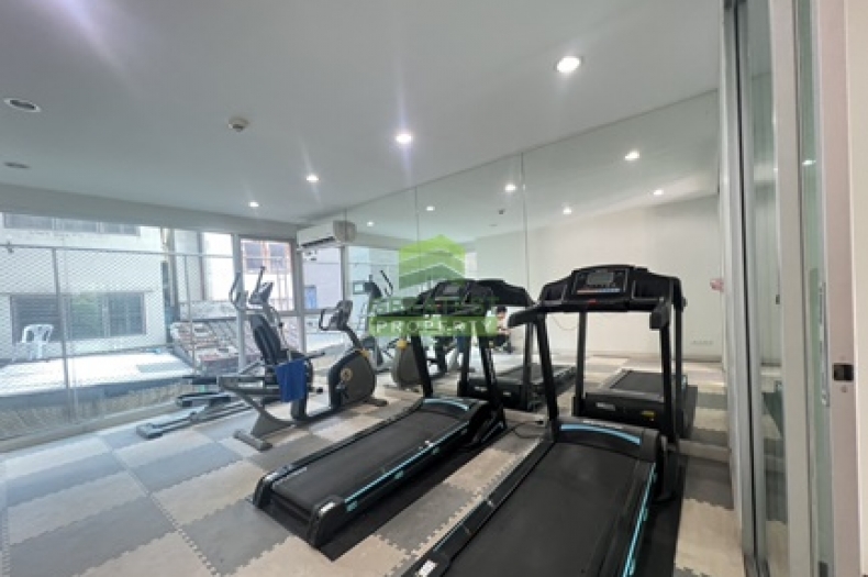 บี.เอ.เอ็น.ที. คอนโดมิเนียม อิสรภาพ