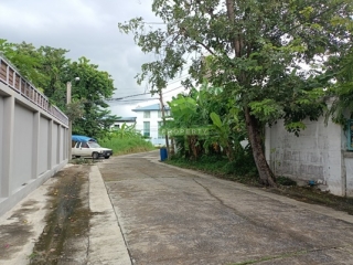 ที่ดินเปล่า หมู่บ้านธารารมณ์ รามคำแหง 150