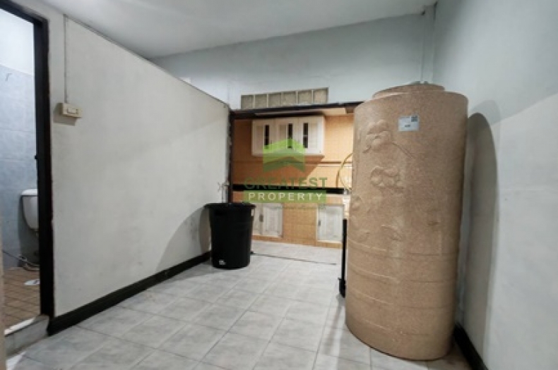 หมู่บ้านพิพรพงษ์2 วิภาวดี รังสิต 84